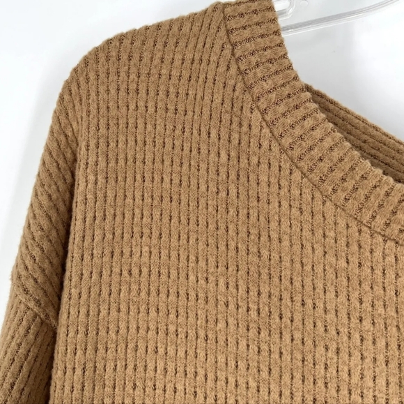 NWT 1. STATE Waffle Knit Lattice Cross V-Back Sweater Tunic Size M - Picture 4 of 4